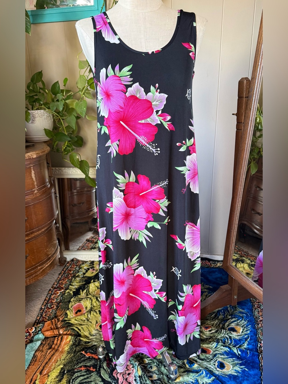 ALOHA Black Maxi Dress with Hot Pink Tropical Floral Print, size L